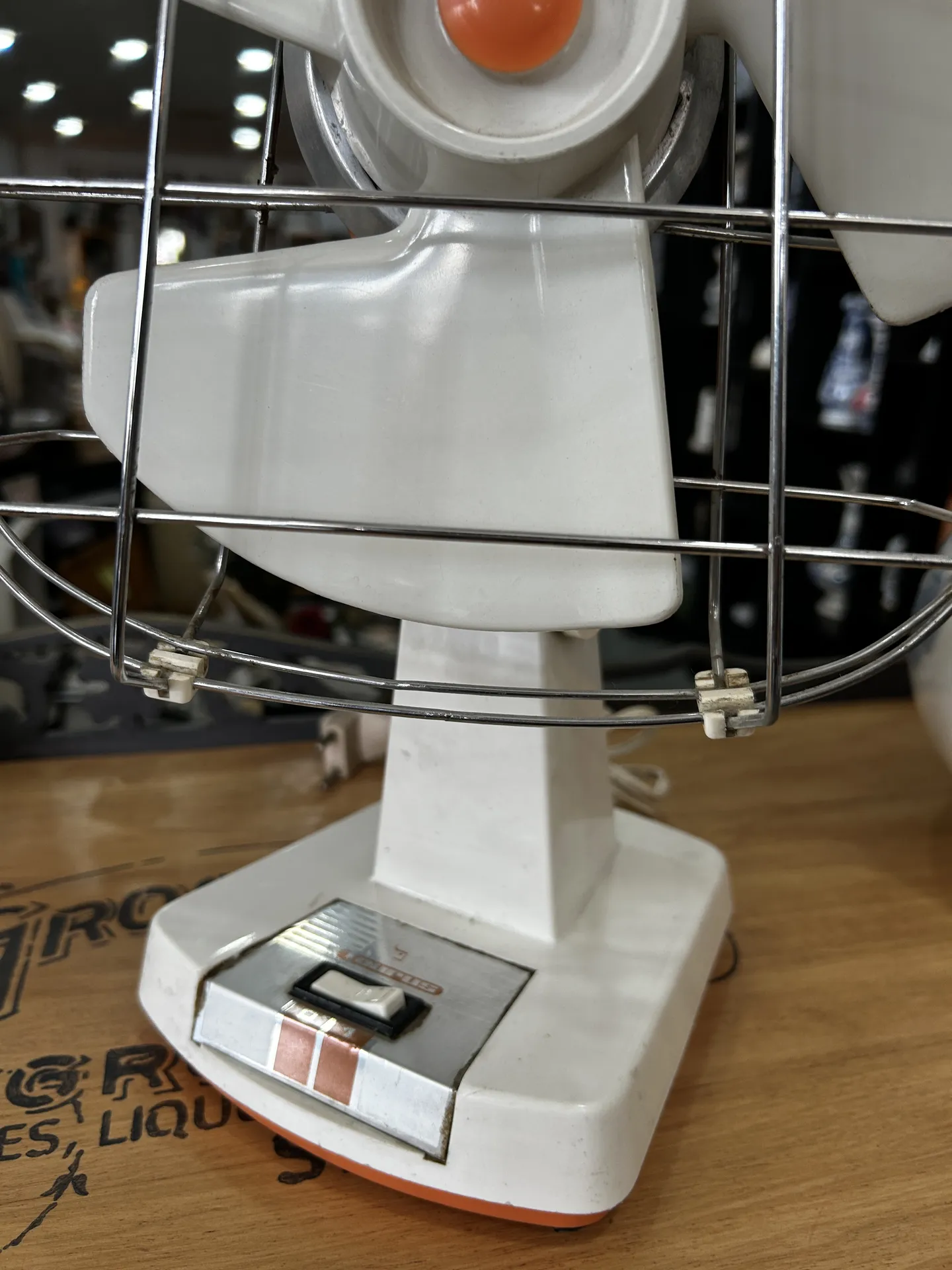Ventilador Antiguo Taurus Vintage Años 70 - Imagen 4