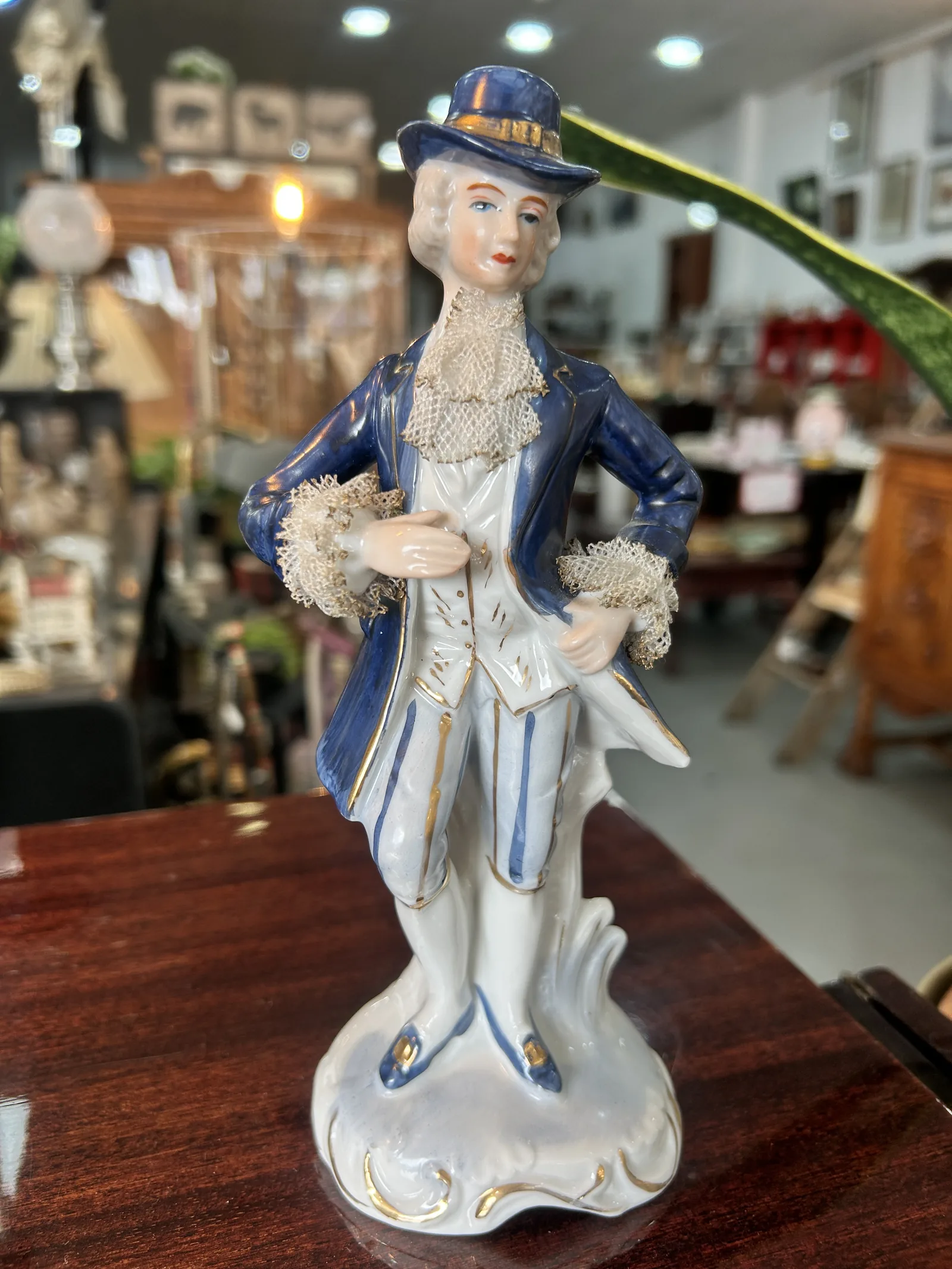 Pareja Figuras Porcelana Encaje Vintage - Imagen 4