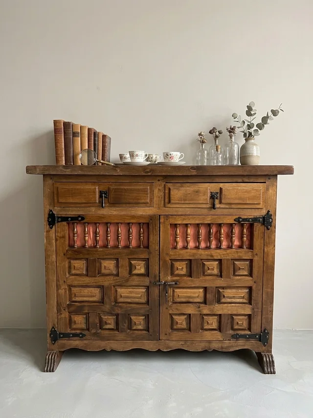 Mueble aparador rústico estilo castellano
